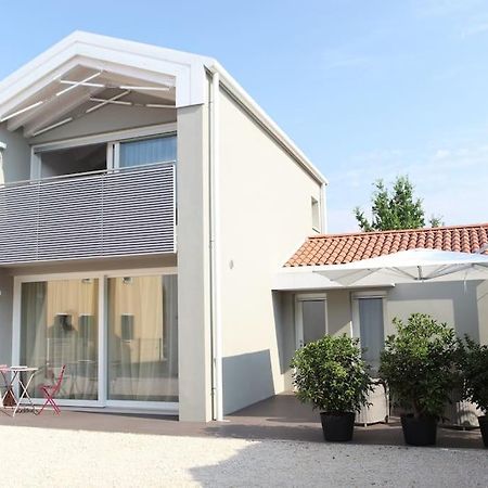 米拉Elegant House With A Garden公寓 外观 照片